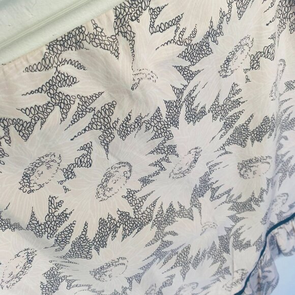 Folio Saks Fifth Avenue Floral Print Ruffle Hem Skirt Pale Pink & Black Size 10 - Picture 3 of 8